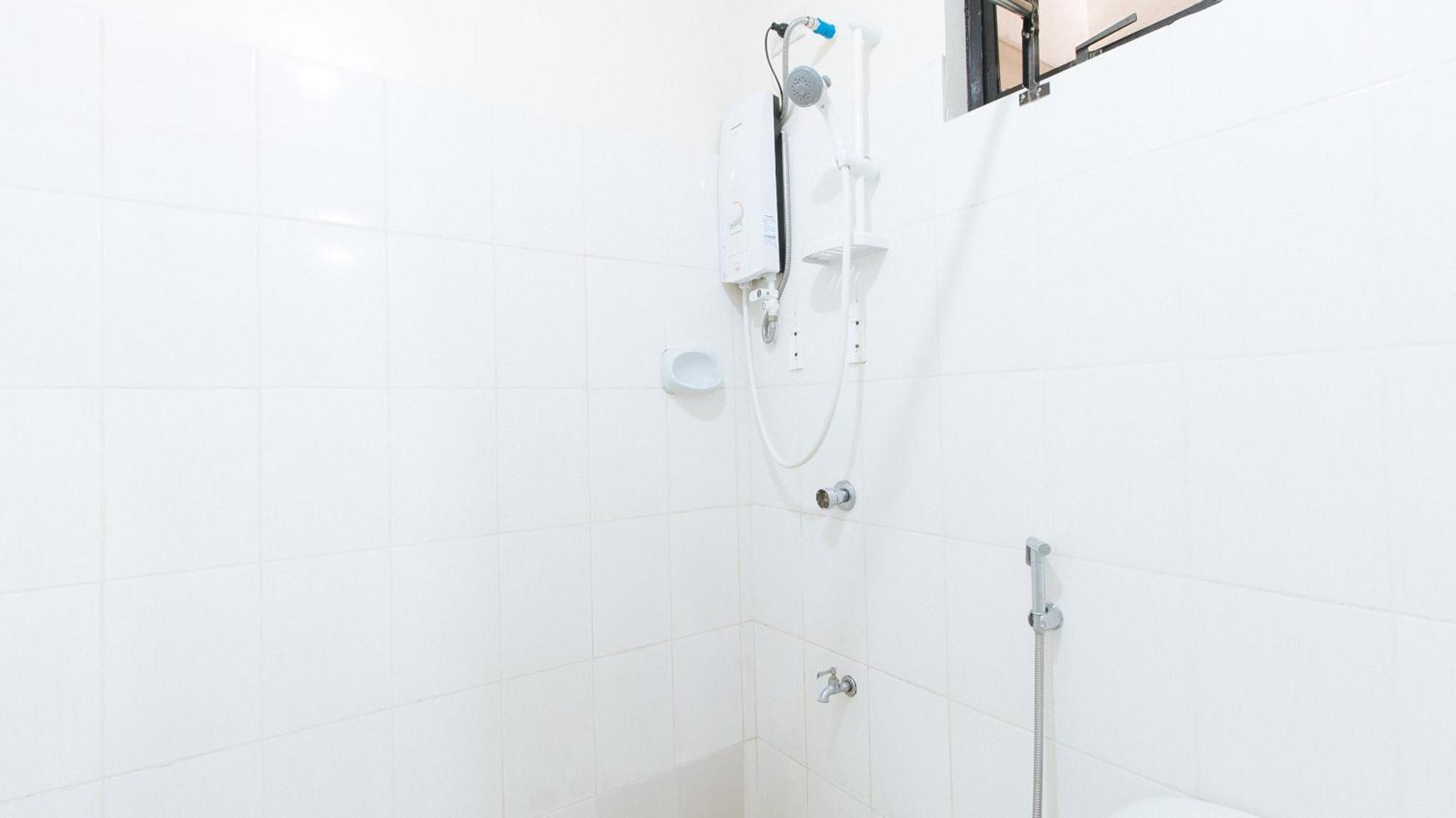 Reddoorz Near Bambang Station Ξενοδοχείο Μανίλα Εξωτερικό φωτογραφία