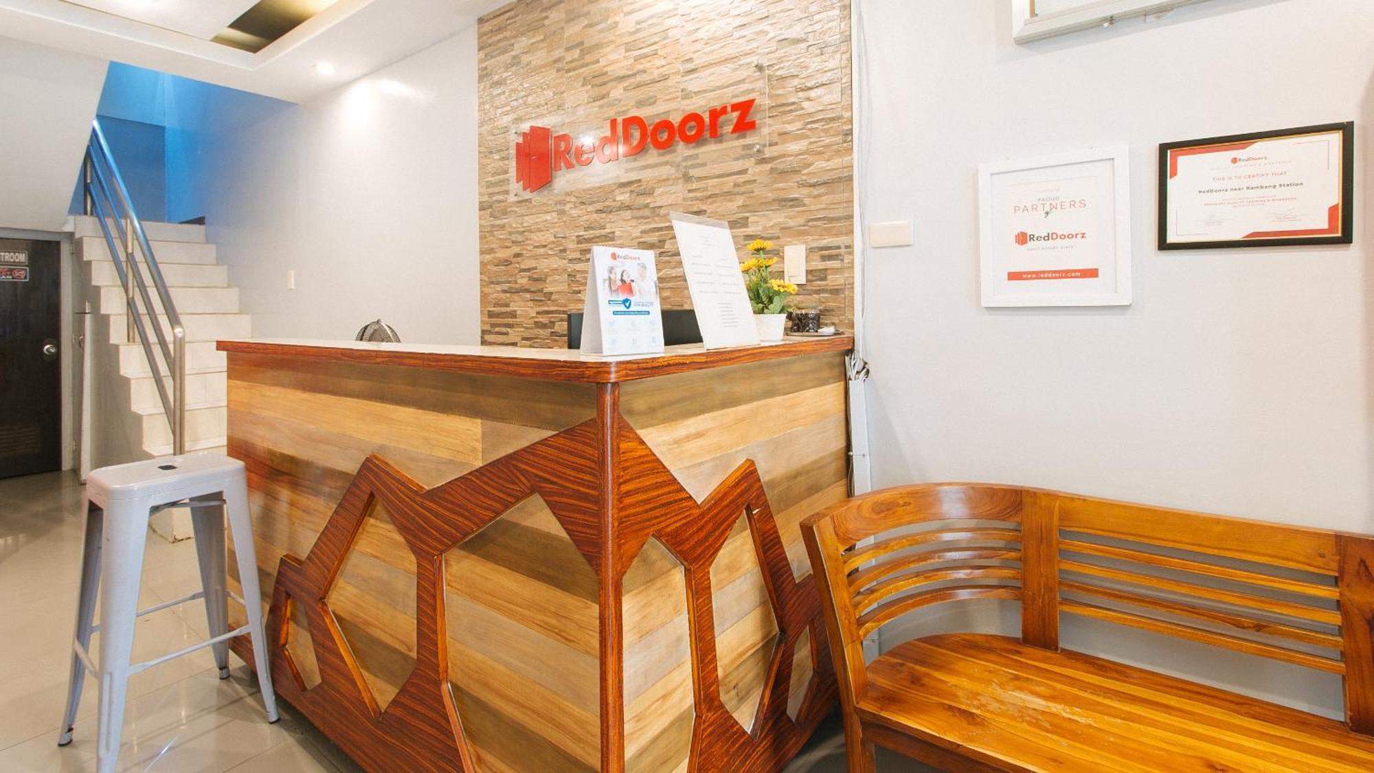 Reddoorz Near Bambang Station Ξενοδοχείο Μανίλα Εξωτερικό φωτογραφία