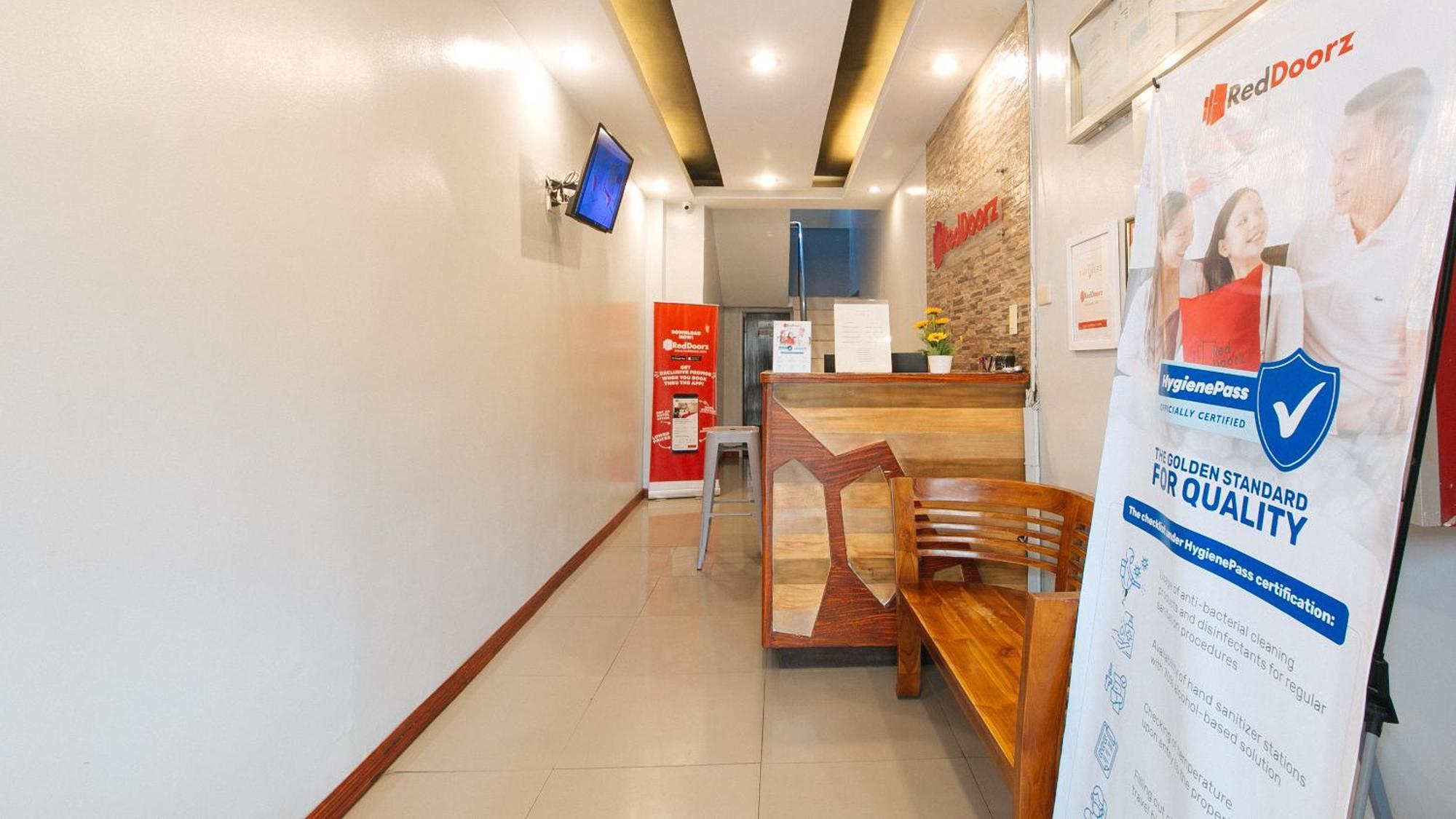 Reddoorz Near Bambang Station Ξενοδοχείο Μανίλα Εξωτερικό φωτογραφία